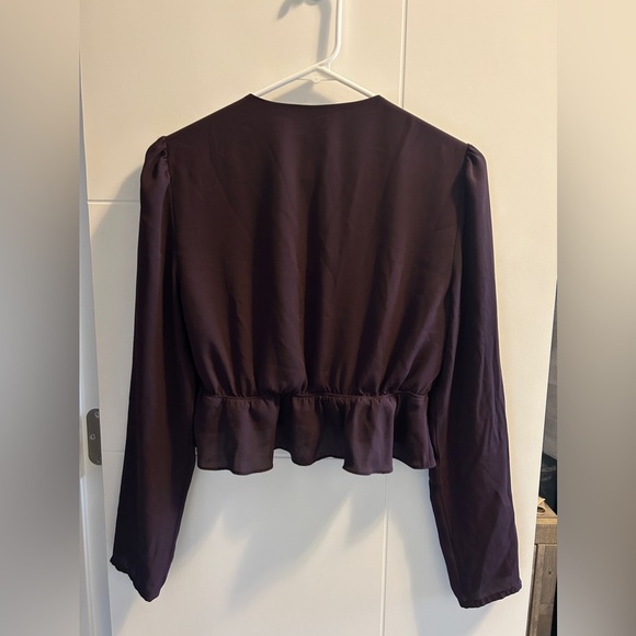 Sunday Best Cropped Tie-Front Plunging Blouse Long Sleeve - Picture 10 of 11
